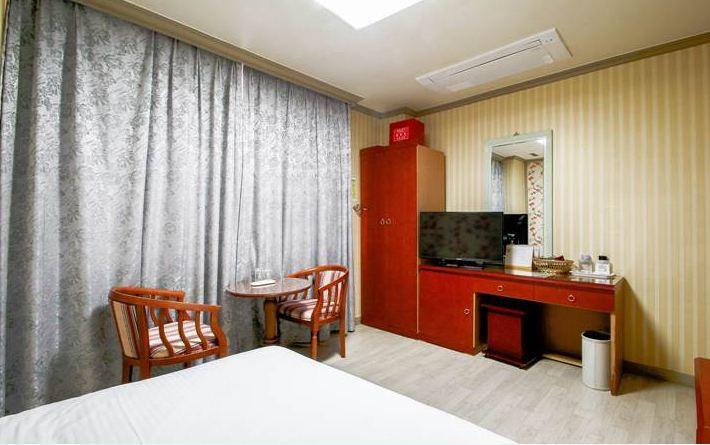 Geoje Tourist Hotel Exterior foto